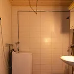 Apartment And Spacious For 4 *
